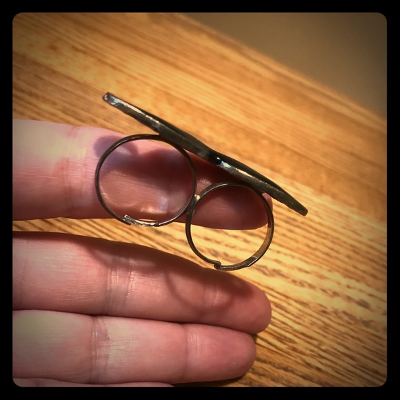 👴Mustache two-finger ring - Picture 6 of 6
